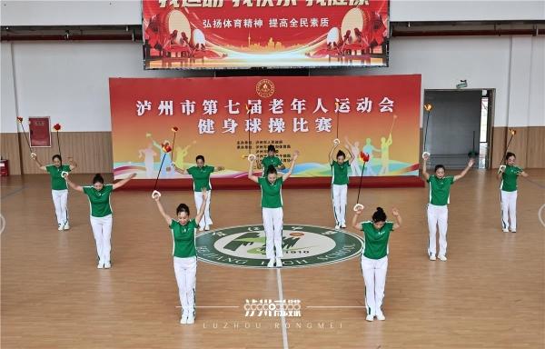 范掌握, 乒乓球, 以球会友展 范掌握, 乒乓球, 以球会友展