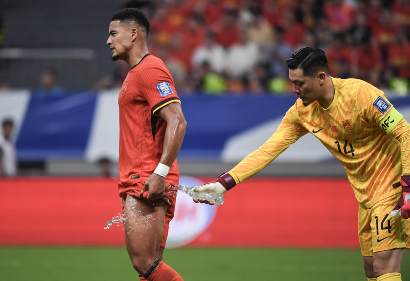 蒋圣龙, 包括俱乐部, 将在适当时 蒋圣龙, 包括俱乐部, 将在适当时